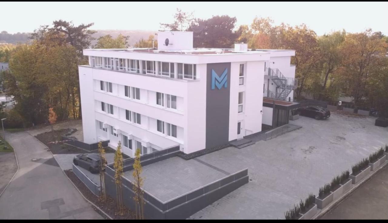 Melvi Hotel Goeppingen Ngoại thất bức ảnh
