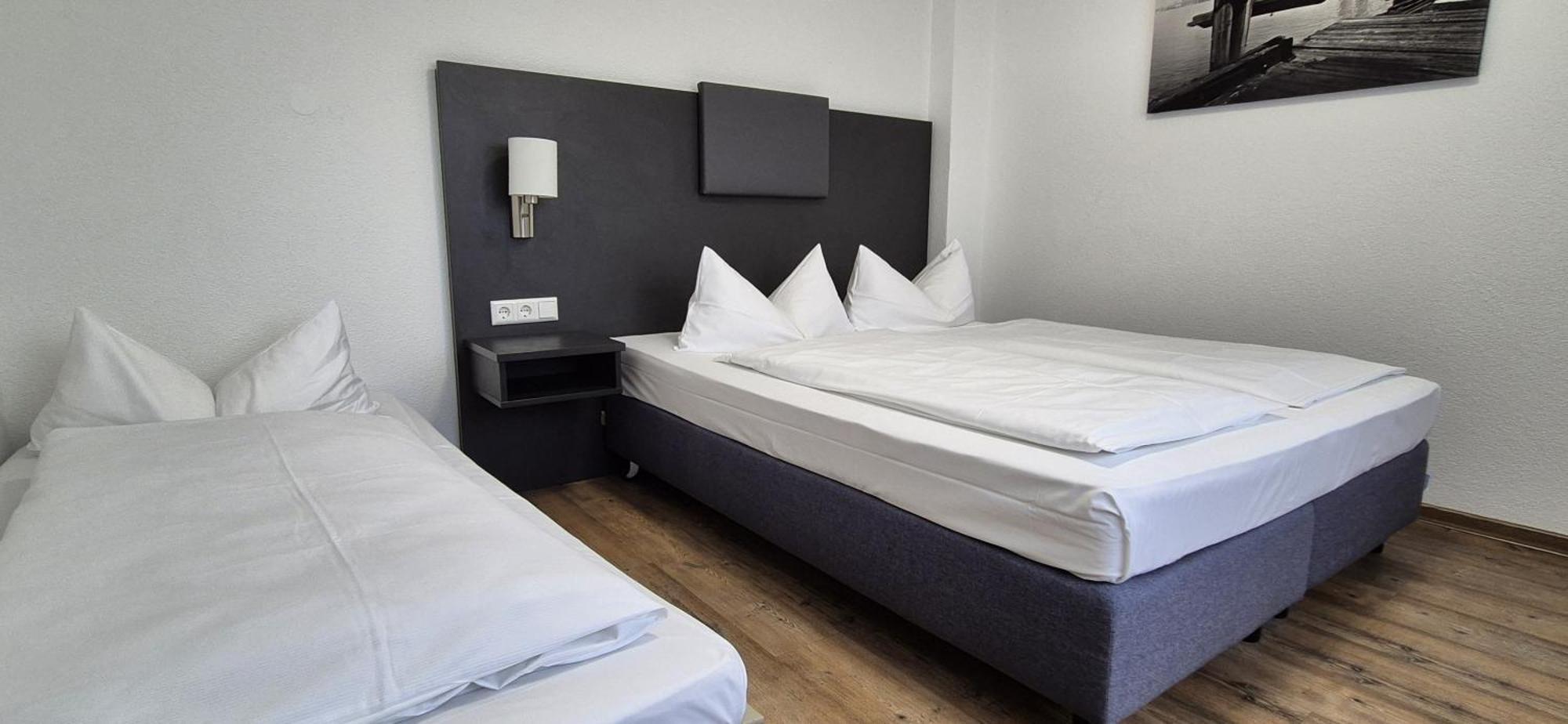 Melvi Hotel Goeppingen Ngoại thất bức ảnh