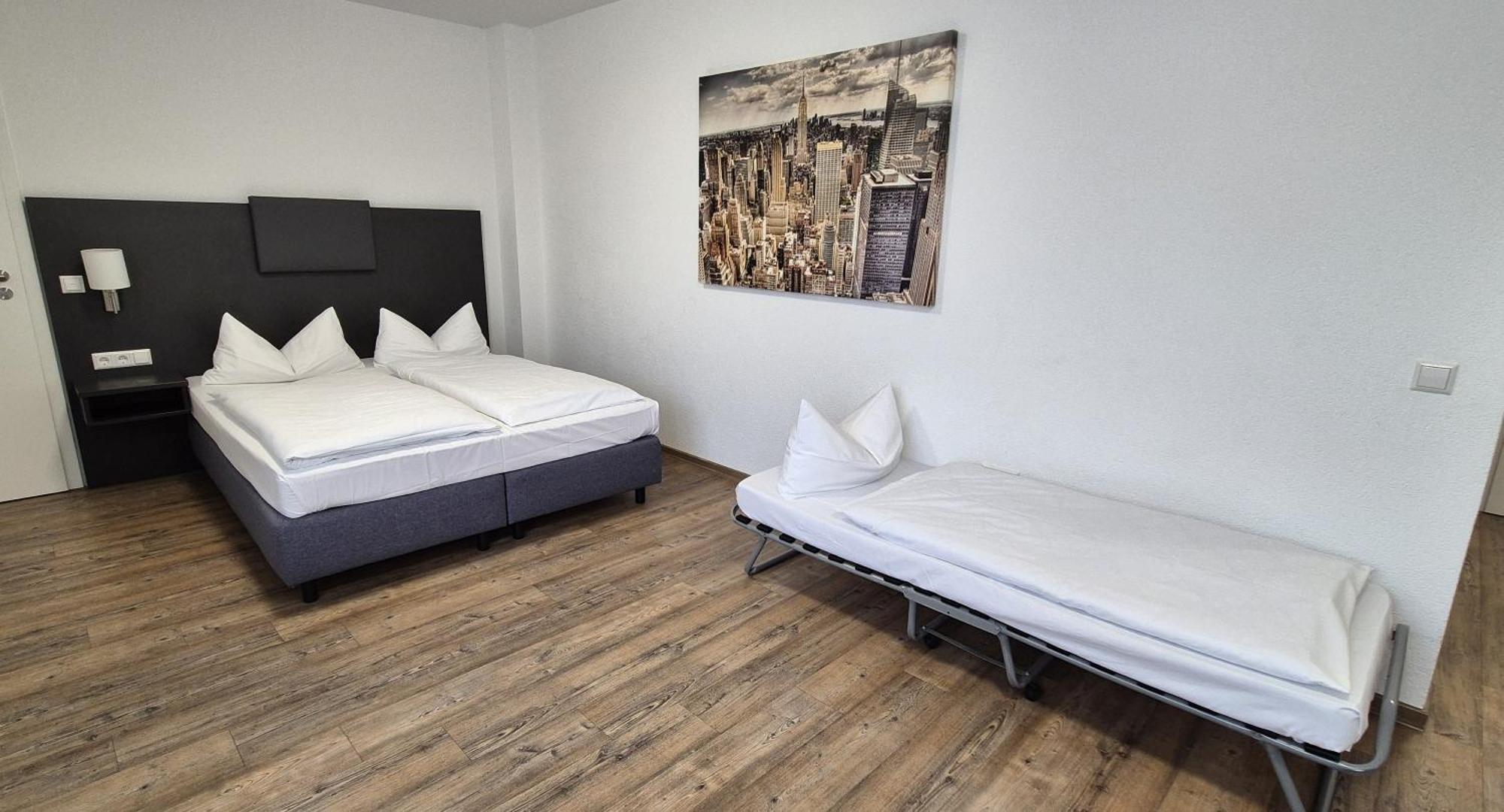 Melvi Hotel Goeppingen Ngoại thất bức ảnh