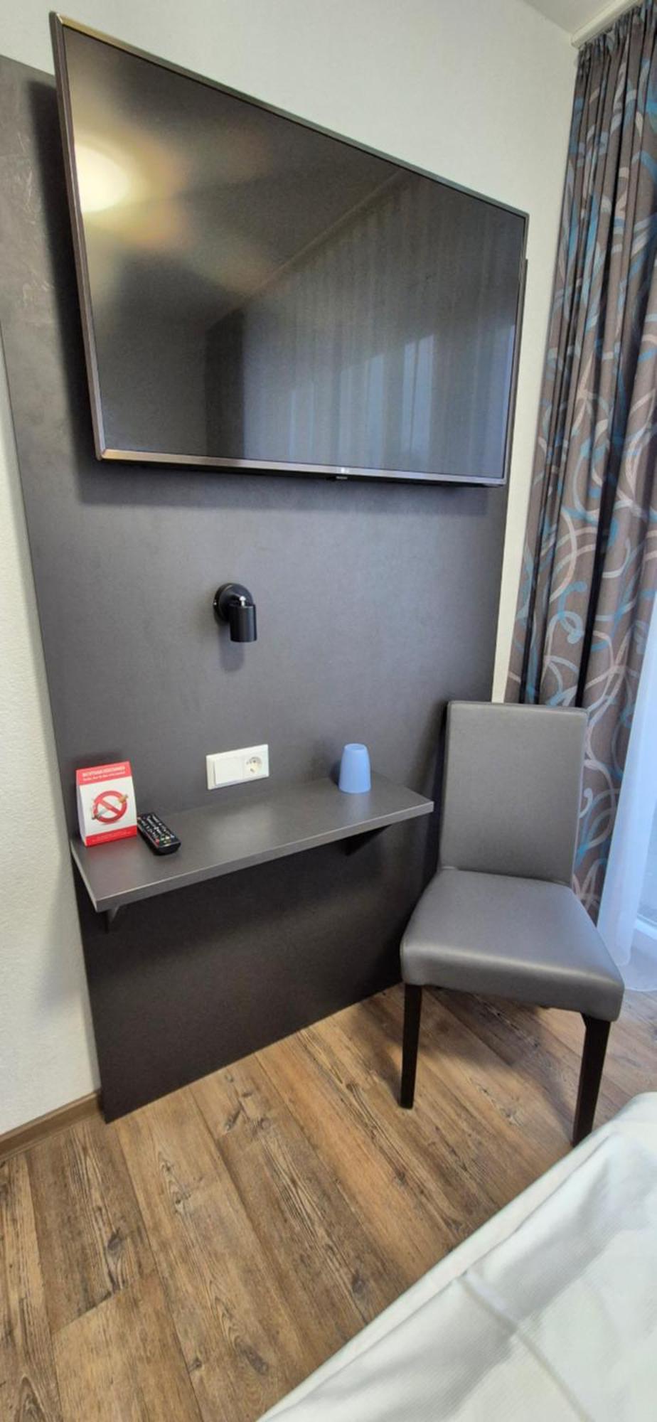 Melvi Hotel Goeppingen Ngoại thất bức ảnh