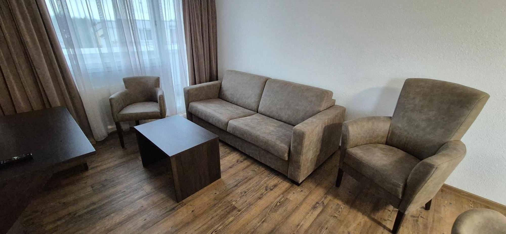 Melvi Hotel Goeppingen Ngoại thất bức ảnh