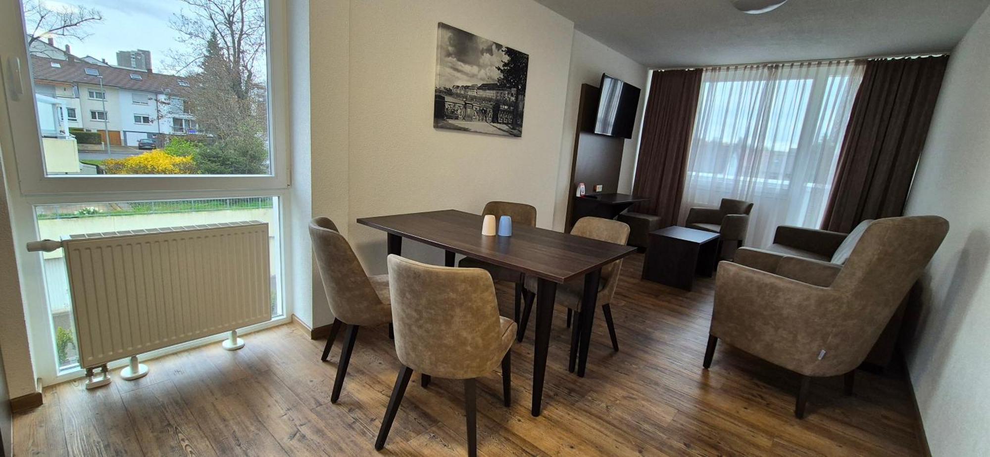 Melvi Hotel Goeppingen Ngoại thất bức ảnh